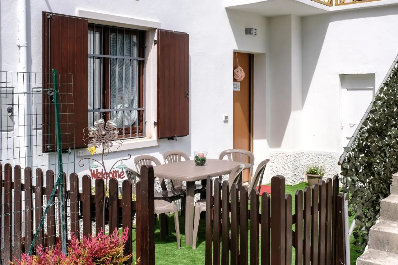Appartamento Gardaland Holiday Home***** Castelnuovo del Garda