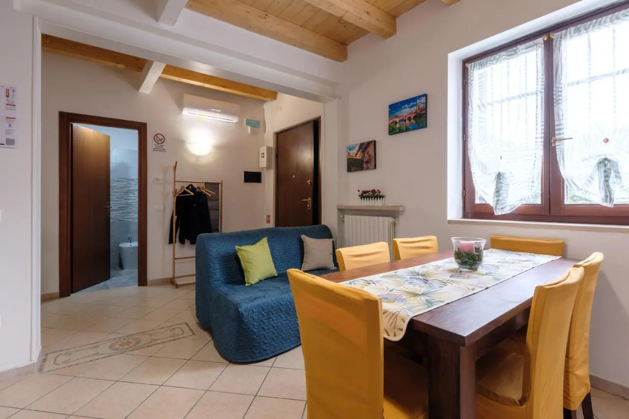Gardaland Holiday Home***** Кастельнуово-дель-Гарда