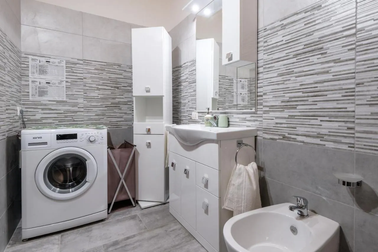 Appartamento Gardaland Holiday Home***** Castelnuovo del Garda