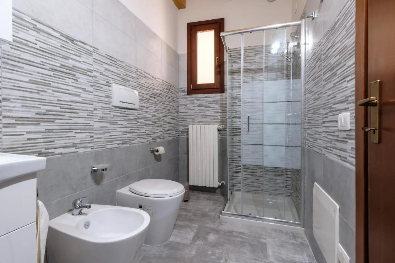 Gardaland Holiday Home***** Castelnuovo del Garda 0*,