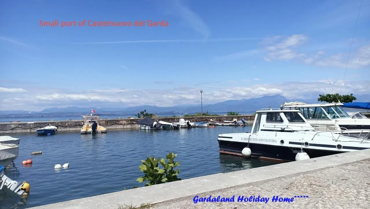 Gardaland Holiday Home***** Кастельнуово-дель-Гарда Апартаменты